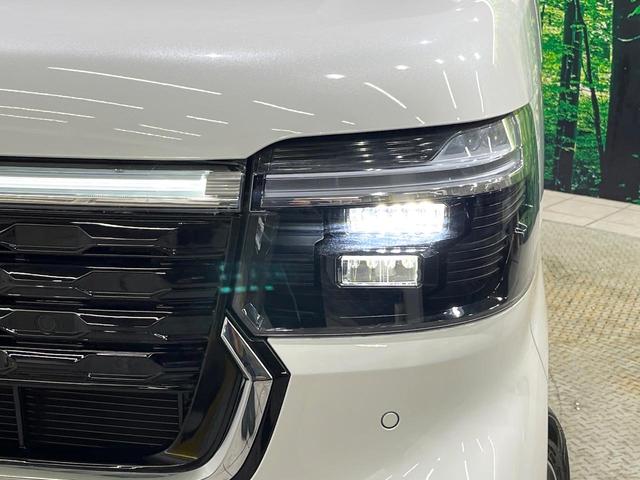 N-BOXカスタム ベースグレード 両側電動スライド ホンダセンシング 車線逸脱警報 誤発進抑制 アダプティブクルーズ コーナーセンサー オートハイビーム LEDヘッド オートライト 前席シートヒーター オートエアコン スマートキー(11枚目)