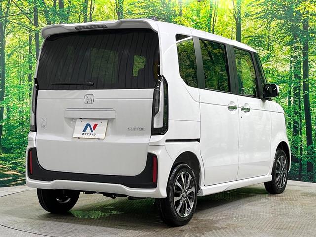 N-BOXカスタム ベースグレード 両側電動スライド ホンダセンシング 車線逸脱警報 誤発進抑制 アダプティブクルーズ コーナーセンサー オートハイビーム LEDヘッド オートライト 前席シートヒーター オートエアコン スマートキー(18枚目)