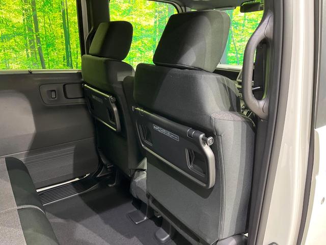 N-BOXカスタム ベースグレード 両側電動スライド ホンダセンシング 車線逸脱警報 誤発進抑制 アダプティブクルーズ コーナーセンサー オートハイビーム LEDヘッド オートライト 前席シートヒーター オートエアコン スマートキー(38枚目)