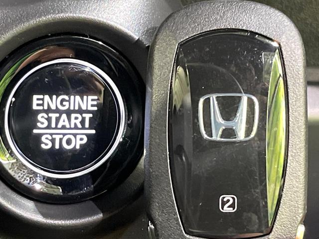 N-BOXカスタム ベースグレード 両側電動スライド ホンダセンシング 車線逸脱警報 誤発進抑制 アダプティブクルーズ コーナーセンサー オートハイビーム LEDヘッド オートライト 前席シートヒーター オートエアコン スマートキー(58枚目)