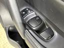 ２０Ｘ　ハイブリッド　エマージェンシーブレーキＰ　純正ナビ　バックカメラ　Ｂｌｕｅｔｏｏｔｈ　フルセグ　衝突被害軽減　コーナーセンサー　電動リアゲート　ＬＥＤヘッド　オートライト　前席シートヒーター　ＥＴＣ　ダウンヒルアシスト　スマートキー（60枚目）