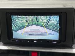 【バックカメラ】駐車時に後方がリアルタイム映像で確認できます。大型商業施設や立体駐車場での駐車時や、夜間のバック時に大活躍！運転スキルに関わらず、今や必須となった装備のひとつです！ 5