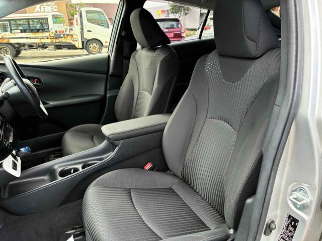 プリウス Ｓ　保証６ヵ月６０００ｋｍ　４ＷＤ　Ｂｌｕｅｔｏｏｔｈ接続対応ワンセグナビ　バックカメラ　ビルトインＥＴＣ　クルーズコントロール　ＬＥＤフォグ＆ヘッドライト　オートハイビーム　トヨタセーフティセンス（52枚目）