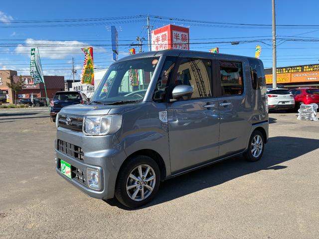 ピクシスメガ Ｌ　ＳＡＩＩＩ　保証２ヵ月２０００ｋｍ　４ＷＤ　スマートアシスト３　トヨタ純正ＣＤチューナー　両側電動スライドドア　シートヒーター　電動格納ミラー　ミラーヒーター　オートハイビーム（12枚目）