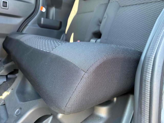 ピクシスメガ Ｌ　ＳＡＩＩＩ　保証２ヵ月２０００ｋｍ　４ＷＤ　スマートアシスト３　トヨタ純正ＣＤチューナー　両側電動スライドドア　シートヒーター　電動格納ミラー　ミラーヒーター　オートハイビーム（63枚目）