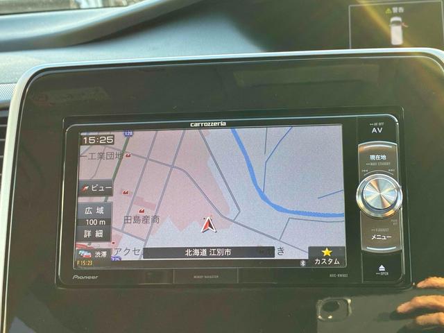 セレナ Ｘ　ＶセレクションＩＩ　保証６ヵ月６０００ｋｍ　４ＷＤ　８人乗り　Ｂｌｕｅｔｏｏｔｈ接続対応フルセグナビ　バックカメラ　フリップダウンモニター　ＥＴＣ　クルーズコントロール　両側電動スライドドア　エマージェンシーブレーキ（6枚目）