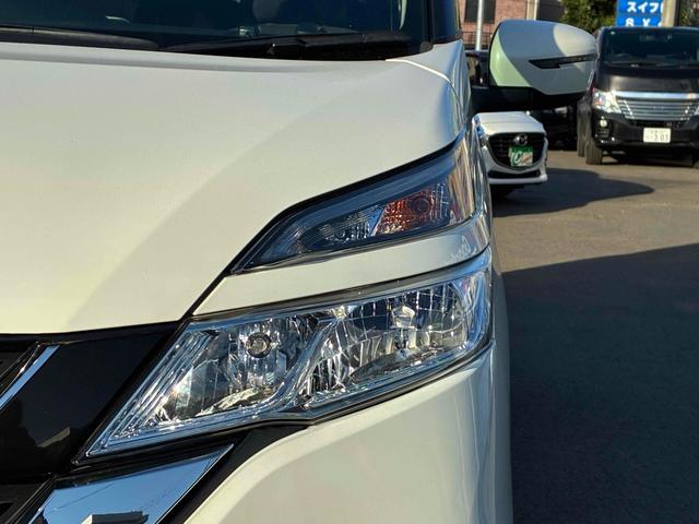 セレナ Ｘ　ＶセレクションＩＩ　保証６ヵ月６０００ｋｍ　４ＷＤ　８人乗り　Ｂｌｕｅｔｏｏｔｈ接続対応フルセグナビ　バックカメラ　フリップダウンモニター　ＥＴＣ　クルーズコントロール　両側電動スライドドア　エマージェンシーブレーキ（33枚目）