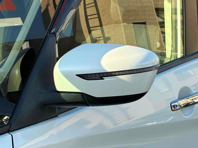セレナ Ｘ　ＶセレクションＩＩ　保証６ヵ月６０００ｋｍ　４ＷＤ　８人乗り　Ｂｌｕｅｔｏｏｔｈ接続対応フルセグナビ　バックカメラ　フリップダウンモニター　ＥＴＣ　クルーズコントロール　両側電動スライドドア　エマージェンシーブレーキ（35枚目）