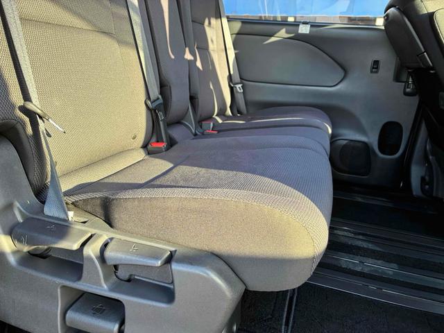 セレナ Ｘ　ＶセレクションＩＩ　保証６ヵ月６０００ｋｍ　４ＷＤ　８人乗り　Ｂｌｕｅｔｏｏｔｈ接続対応フルセグナビ　バックカメラ　フリップダウンモニター　ＥＴＣ　クルーズコントロール　両側電動スライドドア　エマージェンシーブレーキ（51枚目）