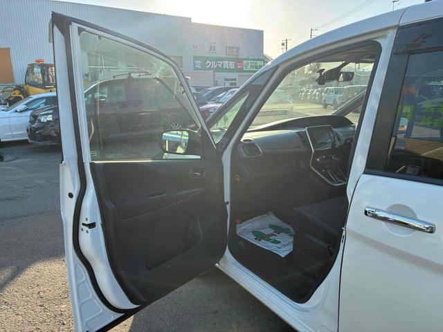 セレナ Ｘ　ＶセレクションＩＩ　保証６ヵ月６０００ｋｍ　４ＷＤ　８人乗り　Ｂｌｕｅｔｏｏｔｈ接続対応フルセグナビ　バックカメラ　フリップダウンモニター　ＥＴＣ　クルーズコントロール　両側電動スライドドア　エマージェンシーブレーキ（55枚目）