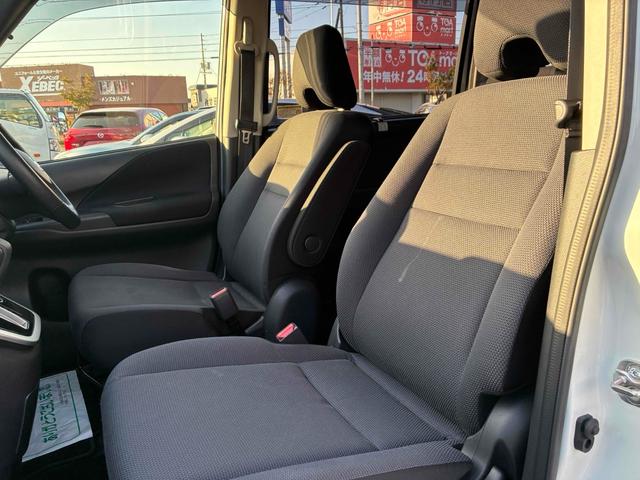 セレナ Ｘ　ＶセレクションＩＩ　保証６ヵ月６０００ｋｍ　４ＷＤ　８人乗り　Ｂｌｕｅｔｏｏｔｈ接続対応フルセグナビ　バックカメラ　フリップダウンモニター　ＥＴＣ　クルーズコントロール　両側電動スライドドア　エマージェンシーブレーキ（57枚目）