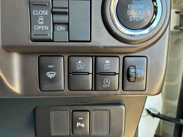ルーミー Ｘ　保証６ヵ月６０００ｋｍ　４ＷＤ　１，０００ｃｃ　スマートアシスト　Ｂｌｕｅｔｏｏｔｈ接続対応ナビ　バックカメラ　ＥＴＣ　パーキングセンサー　電動スライドドア　スマートキー　レンタカーアップ（14枚目）