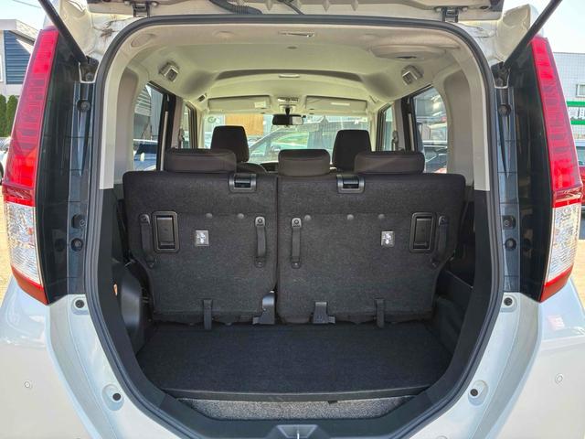 ルーミー Ｘ　保証６ヵ月６０００ｋｍ　４ＷＤ　１，０００ｃｃ　スマートアシスト　Ｂｌｕｅｔｏｏｔｈ接続対応ナビ　バックカメラ　ＥＴＣ　パーキングセンサー　電動スライドドア　スマートキー　レンタカーアップ（26枚目）