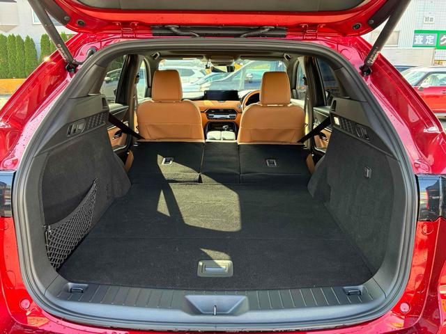 ＣＸ－６０ ＸＤ－ハイブリッド　プレミアムスポーツ　保証６ヵ月６０００ｋｍ　４ＷＤ　ハイブリッド　ディーゼルターボ　３，３００ｃｃ　ＨＤＭＩ・Ｂｌｕｅｔｏｏｔｈ接続対応フルセグナビ　全方位カメラ　パーキングセンサー　パワーバックドア　ハンドルヒーター（34枚目）