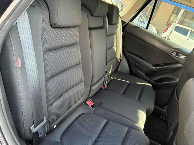 ＣＸ－５ ＸＤ　プロアクティブ　保証２ヵ月２０００ｋｍ　４ＷＤ　ディーゼルターボ　Ｂｌｕｅｔｏｏｔｈ接続対応フルセグナビ　バックカメラ　ＥＴＣ　パーキングセンサー　クルーズコントロール　ＬＥＤヘッドライト　ｉ－ＡＣＴＩＶＳＥＮＳＥ（53枚目）
