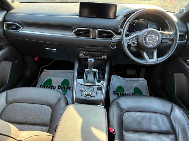 ＣＸ－５ ＸＤ　エクスクルーシブモード　メーカー保証　４ＷＤ　ディーゼルターボ　ディーゼルターボ　Ｂｌｕｅｔｏｏｔｈ接続対応フルセグナビ　全方位カメラ　ＥＴＣ　純正エンジンスターター　パワーバックドア　ハンドルヒーター　パワーシート（4枚目）