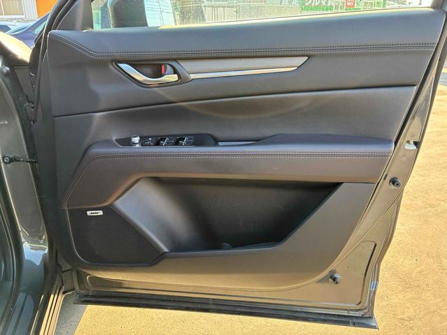 ＣＸ－５ ＸＤ　エクスクルーシブモード　メーカー保証　４ＷＤ　ディーゼルターボ　ディーゼルターボ　Ｂｌｕｅｔｏｏｔｈ接続対応フルセグナビ　全方位カメラ　ＥＴＣ　純正エンジンスターター　パワーバックドア　ハンドルヒーター　パワーシート（48枚目）
