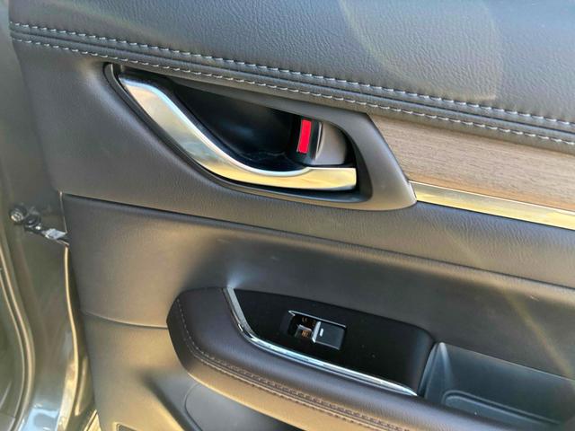 ＣＸ－５ ＸＤ　エクスクルーシブモード　メーカー保証　４ＷＤ　ディーゼルターボ　ディーゼルターボ　Ｂｌｕｅｔｏｏｔｈ接続対応フルセグナビ　全方位カメラ　ＥＴＣ　純正エンジンスターター　パワーバックドア　ハンドルヒーター　パワーシート（59枚目）