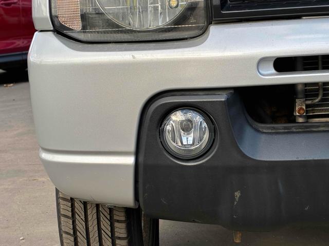 ジムニー ＸＣ　保証２ヵ月２０００ｋｍ　４ＷＤ　ＤＶＤ再生対応フルセグＴＶナビ　エンジンスターター　フロントフォグランプ　電動格納ミラー　ミラーヒーター　キーレスエントリー　アルミホイール　冬タイヤ（23枚目）