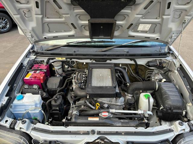 ジムニー ＸＣ　保証２ヵ月２０００ｋｍ　４ＷＤ　ＤＶＤ再生対応フルセグＴＶナビ　エンジンスターター　フロントフォグランプ　電動格納ミラー　ミラーヒーター　キーレスエントリー　アルミホイール　冬タイヤ（33枚目）