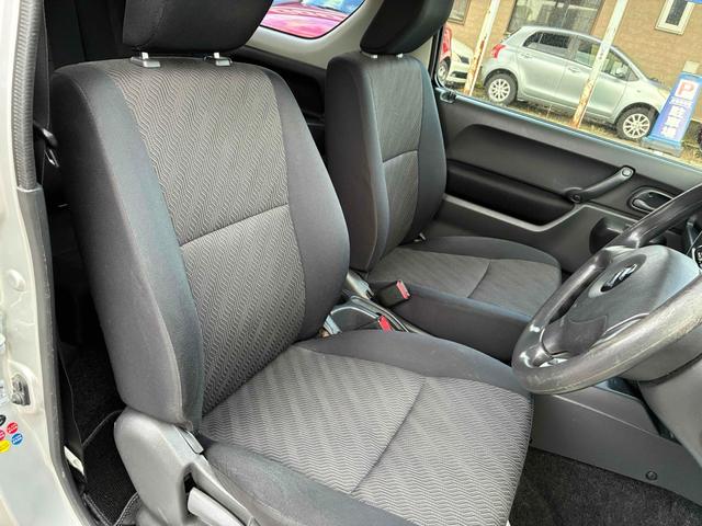 ジムニー ＸＣ　保証２ヵ月２０００ｋｍ　４ＷＤ　ＤＶＤ再生対応フルセグＴＶナビ　エンジンスターター　フロントフォグランプ　電動格納ミラー　ミラーヒーター　キーレスエントリー　アルミホイール　冬タイヤ（37枚目）