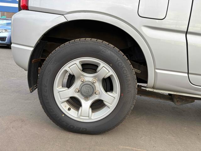 ジムニー ＸＣ　保証２ヵ月２０００ｋｍ　４ＷＤ　ＤＶＤ再生対応フルセグＴＶナビ　エンジンスターター　フロントフォグランプ　電動格納ミラー　ミラーヒーター　キーレスエントリー　アルミホイール　冬タイヤ（55枚目）