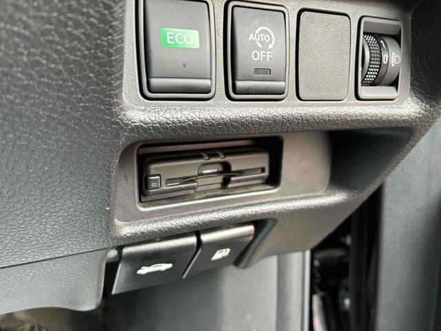 エクストレイル ２０Ｘｉ　Ｖセレクション　保証６ヵ月６０００ｋｍ　４ＷＤ　プロパイロット　ＢＴ接続対応９インチフルセグナビ　全方位カメラ　ＥＴＣ２．０　デジタルインナーミラー　全席シートヒーター　パワーバックドア　ブレーキホールド（14枚目）
