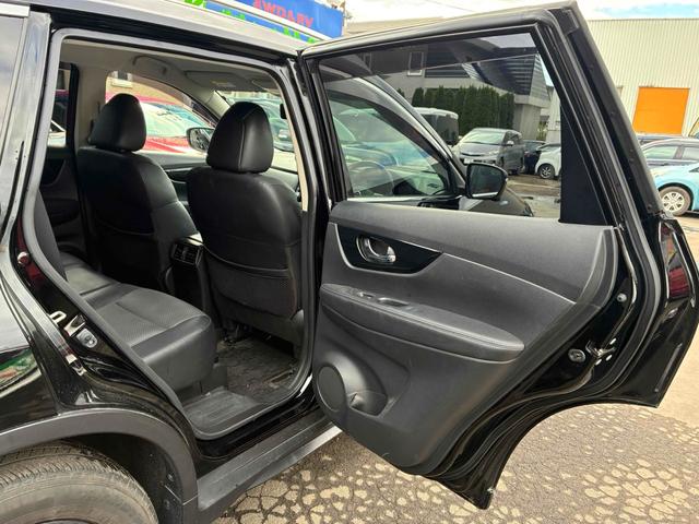 エクストレイル ２０Ｘｉ　Ｖセレクション　保証６ヵ月６０００ｋｍ　４ＷＤ　プロパイロット　ＢＴ接続対応９インチフルセグナビ　全方位カメラ　ＥＴＣ２．０　デジタルインナーミラー　全席シートヒーター　パワーバックドア　ブレーキホールド（48枚目）