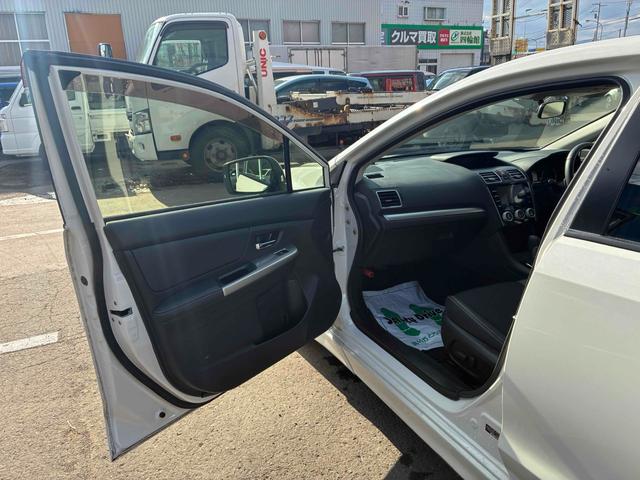 インプレッサスポーツ 2.0i-Sアイサイト 保証6ヵ月6000km 4WD アイサイトVer3 2000cc Bluetooth接続対応パナソニック製ビルトインフルセグナビ バックカメラ ETC HIDヘッドライト パドルシフト アルミホイール(54枚目)