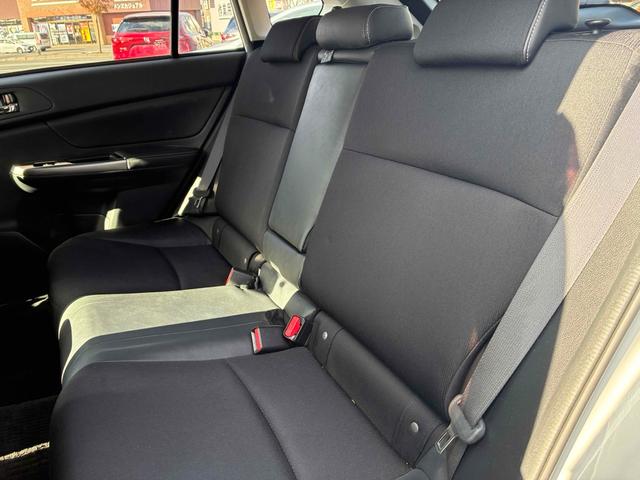 インプレッサスポーツ 2.0i-Sアイサイト 保証6ヵ月6000km 4WD アイサイトVer3 2000cc Bluetooth接続対応パナソニック製ビルトインフルセグナビ バックカメラ ETC HIDヘッドライト パドルシフト アルミホイール(62枚目)