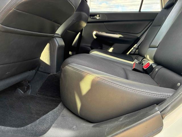 インプレッサスポーツ 2.0i-Sアイサイト 保証6ヵ月6000km 4WD アイサイトVer3 2000cc Bluetooth接続対応パナソニック製ビルトインフルセグナビ バックカメラ ETC HIDヘッドライト パドルシフト アルミホイール(64枚目)