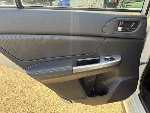 インプレッサスポーツ 2.0i-Sアイサイト 保証6ヵ月6000km 4WD アイサイトVer3 2000cc Bluetooth接続対応パナソニック製ビルトインフルセグナビ バックカメラ ETC HIDヘッドライト パドルシフト アルミホイール(65枚目)