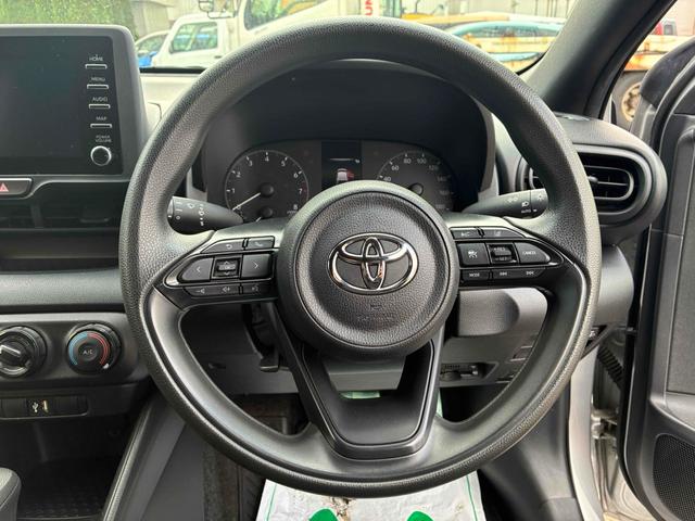 ヤリス Ｘ　自社保証２ヵ月２０００ｋｍ　メーカー保証　４ＷＤ　ＢＴ接続対応ディスプレイオーディオ　バックカメラ　ビルトインＥＴＣ　衝突被害軽減ブレーキ　車線逸脱警報　トヨタセーフティセンス　寒冷地仕様車（5枚目）