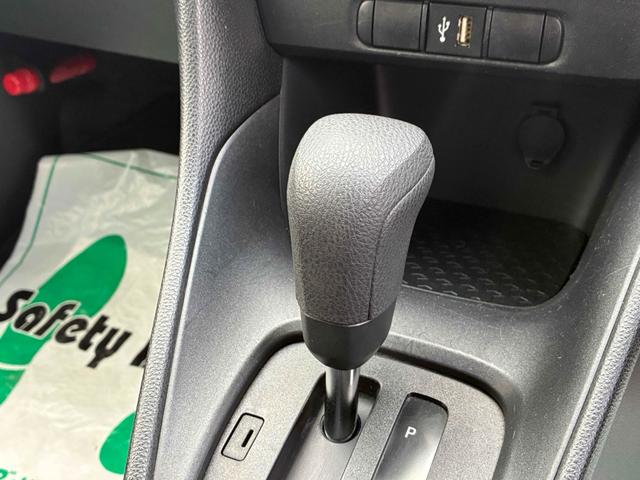 ヤリス Ｘ　自社保証２ヵ月２０００ｋｍ　メーカー保証　４ＷＤ　ＢＴ接続対応ディスプレイオーディオ　バックカメラ　ビルトインＥＴＣ　衝突被害軽減ブレーキ　車線逸脱警報　トヨタセーフティセンス　寒冷地仕様車（11枚目）