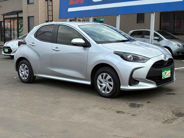 ヤリス Ｘ　自社保証２ヵ月２０００ｋｍ　メーカー保証　４ＷＤ　ＢＴ接続対応ディスプレイオーディオ　バックカメラ　ビルトインＥＴＣ　衝突被害軽減ブレーキ　車線逸脱警報　トヨタセーフティセンス　寒冷地仕様車（20枚目）