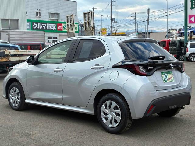 ヤリス Ｘ　自社保証２ヵ月２０００ｋｍ　メーカー保証　４ＷＤ　ＢＴ接続対応ディスプレイオーディオ　バックカメラ　ビルトインＥＴＣ　衝突被害軽減ブレーキ　車線逸脱警報　トヨタセーフティセンス　寒冷地仕様車（24枚目）