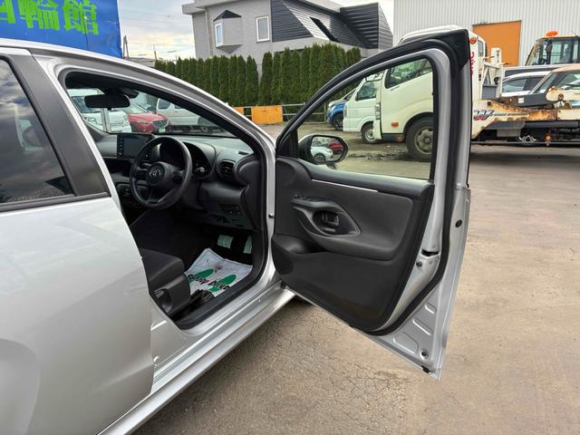 ヤリス Ｘ　自社保証２ヵ月２０００ｋｍ　メーカー保証　４ＷＤ　ＢＴ接続対応ディスプレイオーディオ　バックカメラ　ビルトインＥＴＣ　衝突被害軽減ブレーキ　車線逸脱警報　トヨタセーフティセンス　寒冷地仕様車（40枚目）