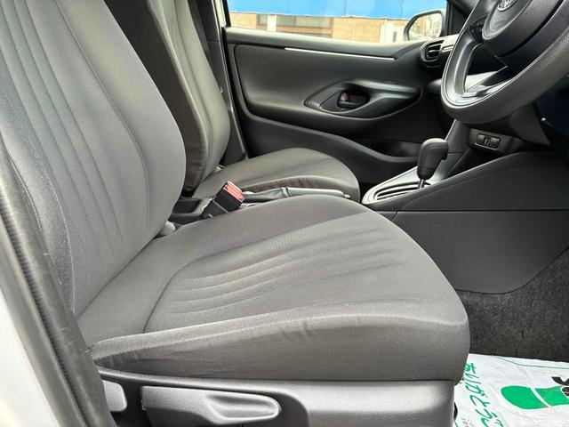 ヤリス Ｘ　自社保証２ヵ月２０００ｋｍ　メーカー保証　４ＷＤ　ＢＴ接続対応ディスプレイオーディオ　バックカメラ　ビルトインＥＴＣ　衝突被害軽減ブレーキ　車線逸脱警報　トヨタセーフティセンス　寒冷地仕様車（43枚目）