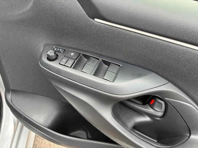 ヤリス Ｘ　自社保証２ヵ月２０００ｋｍ　メーカー保証　４ＷＤ　ＢＴ接続対応ディスプレイオーディオ　バックカメラ　ビルトインＥＴＣ　衝突被害軽減ブレーキ　車線逸脱警報　トヨタセーフティセンス　寒冷地仕様車（45枚目）