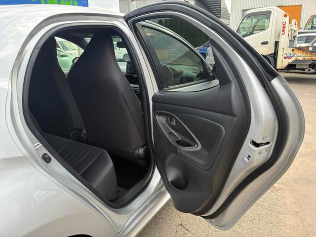 ヤリス Ｘ　自社保証２ヵ月２０００ｋｍ　メーカー保証　４ＷＤ　ＢＴ接続対応ディスプレイオーディオ　バックカメラ　ビルトインＥＴＣ　衝突被害軽減ブレーキ　車線逸脱警報　トヨタセーフティセンス　寒冷地仕様車（46枚目）