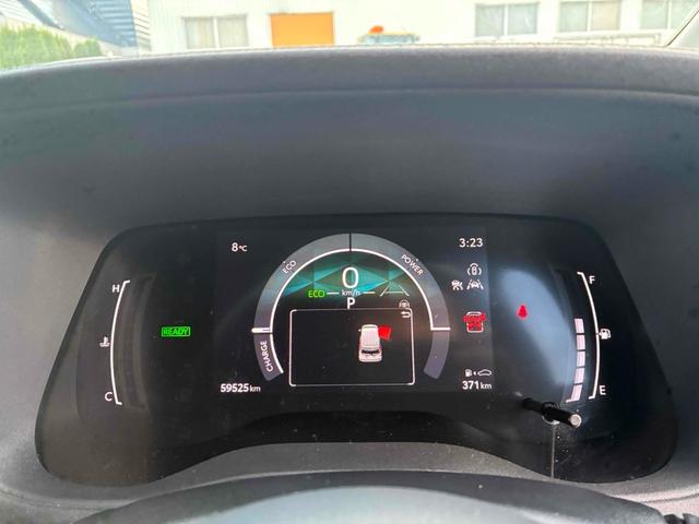 シエンタ ハイブリッドZ 自社保証6ヵ月6000km 4WD 7人乗り 1500cc ハイブリッド BT接続対応ディスプレイオーディオ パノラミックビューモニター 両側電動スライドドア ハンドルヒーター 自社下取ワンオーナー車(17枚目)