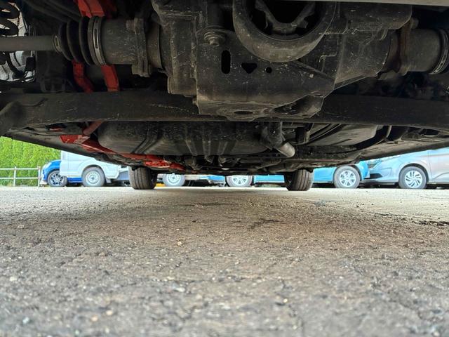 シエンタ ハイブリッドZ 自社保証6ヵ月6000km 4WD 7人乗り 1500cc ハイブリッド BT接続対応ディスプレイオーディオ パノラミックビューモニター 両側電動スライドドア ハンドルヒーター 自社下取ワンオーナー車(31枚目)