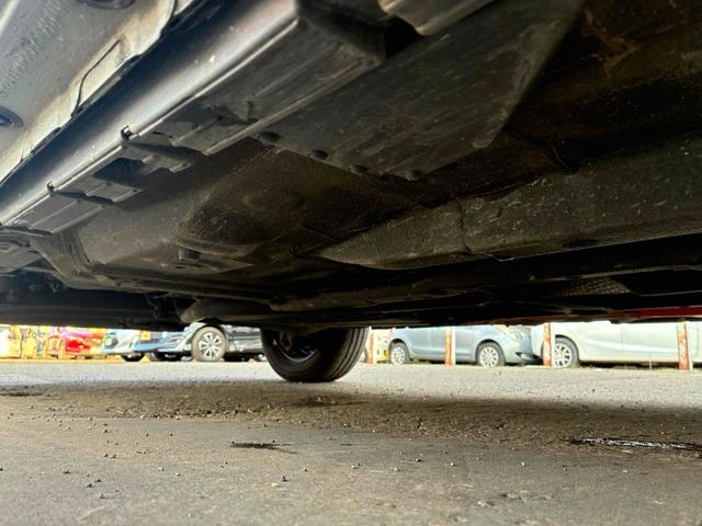 シエンタ ハイブリッドZ 自社保証6ヵ月6000km 4WD 7人乗り 1500cc ハイブリッド BT接続対応ディスプレイオーディオ パノラミックビューモニター 両側電動スライドドア ハンドルヒーター 自社下取ワンオーナー車(33枚目)