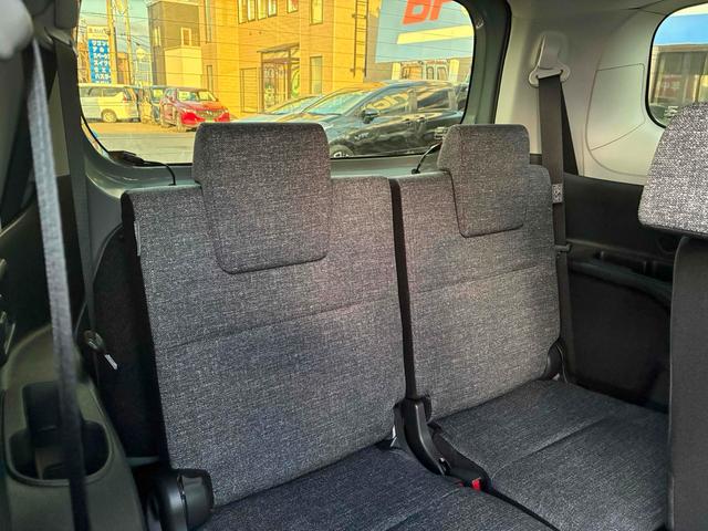 シエンタ ハイブリッドZ 自社保証6ヵ月6000km 4WD 7人乗り 1500cc ハイブリッド BT接続対応ディスプレイオーディオ パノラミックビューモニター 両側電動スライドドア ハンドルヒーター 自社下取ワンオーナー車(54枚目)