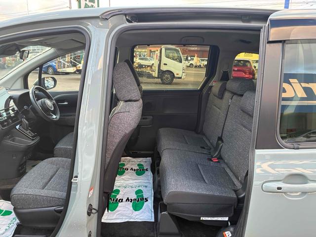 シエンタ ハイブリッドZ 自社保証6ヵ月6000km 4WD 7人乗り 1500cc ハイブリッド BT接続対応ディスプレイオーディオ パノラミックビューモニター 両側電動スライドドア ハンドルヒーター 自社下取ワンオーナー車(62枚目)