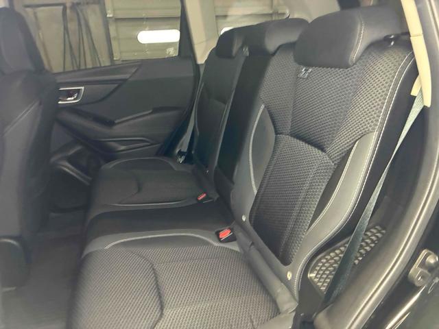 フォレスター アドバンス　保証６ヵ月６０００ｋｍ　２０００ｃｃ　４ＷＤ　アイサイトＶｅｒ３　Ｂｌｕｅｔｏｏｔｈ接続対応ディスプレイオーディオ　Ｓ＆Ｒカメラ　ＥＴＣ　パワーリヤゲート　全席シートヒーター　左右パワーシート（68枚目）