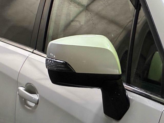 スタイリッシュなウインカーミラー！