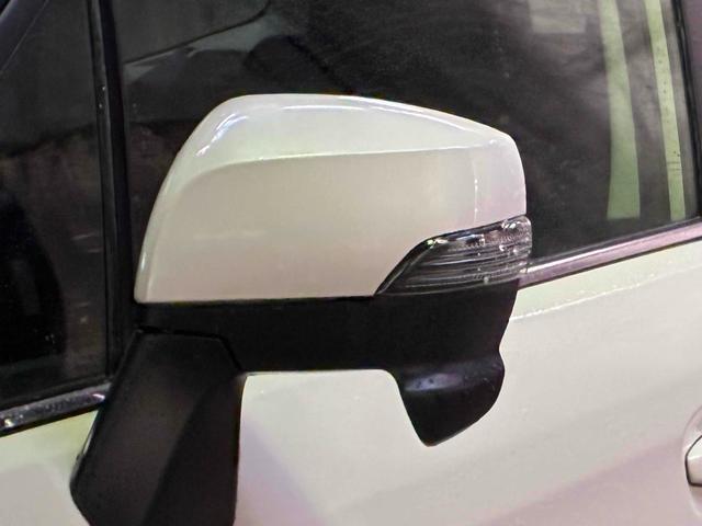 スタイリッシュなウインカーミラー！