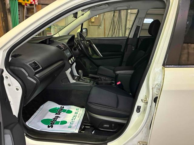 乗り心地は座席の快適さで決まります。大事な人を乗せるからこそ、こだわりたい部分ですね。