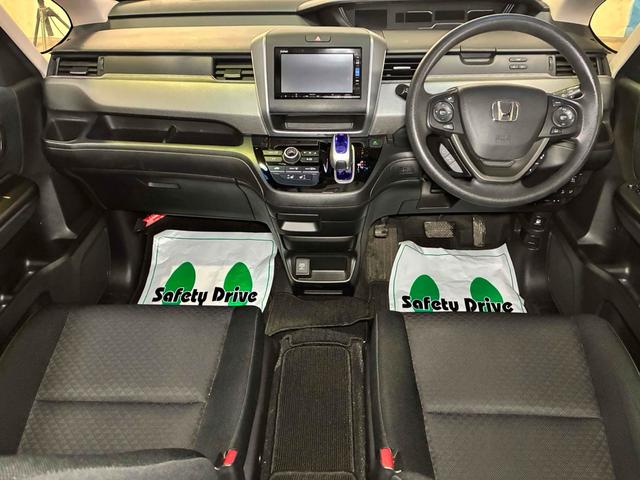 フリード＋ハイブリッド ハイブリッドＧ・ホンダセンシング　保証６ヵ月６０００ｋｍ　１５００ｃｃ　４ＷＤ　Ｂｌｕｅｔｏｏｔｈ接続対応フルセグナビ　バックカメラ　ＥＴＣ　エンジンスターター　フリップダウンモニター　両側電動スライドドア　左右シートヒーター（4枚目）